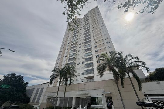 Fachada de apartamento para alugar com 1 quarto, 50m² em Vila Cordeiro, São Paulo