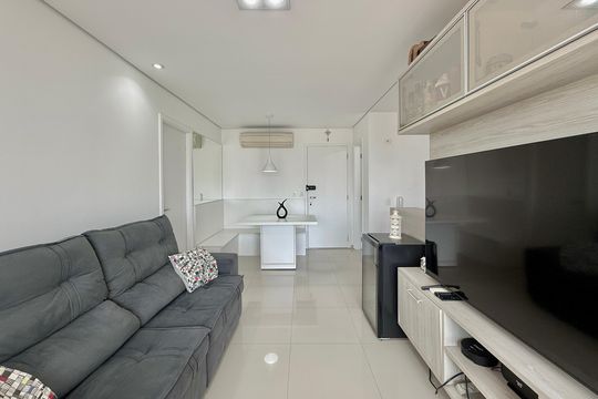 Apartamento para alugar com 1 quarto, 50m² em Vila Cordeiro, São Paulo
