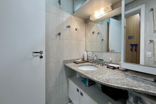 Banheiro Suíte 3 de apartamento à venda com 4 quartos, 178m² em Cidade Monções, São Paulo