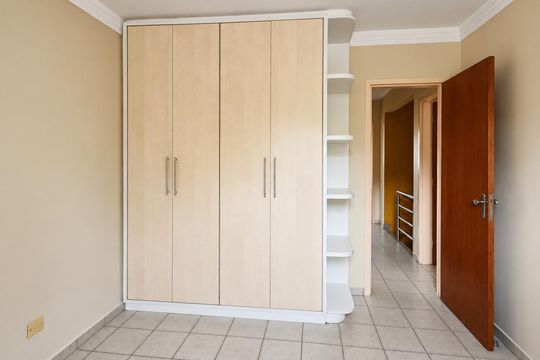 Quarto 2 de casa de condomínio para alugar com 3 quartos, 151m² em Setor Vila João Vaz, Goiânia
