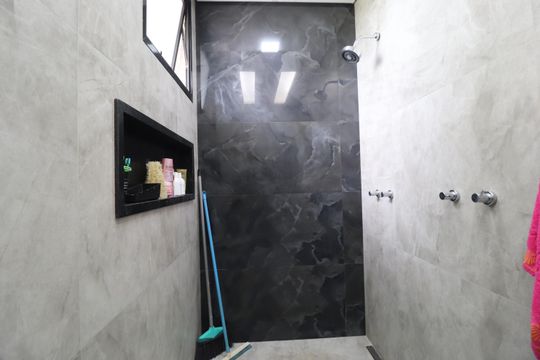 Banheiro do Quarto 4 de casa para alugar com 4 quartos, 250m² em Minas Gerais, Uberlândia