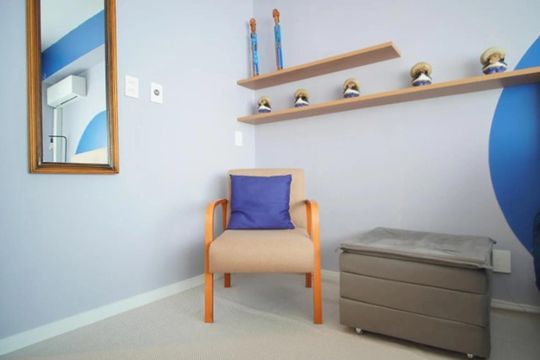 Sala/Quarto de kitnet/studio à venda com 1 quarto, 28m² em Passo d’Areia, Porto Alegre