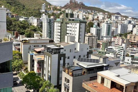 Vista  de apartamento para alugar com 1 quarto, 40m² em Buritis, Belo Horizonte
