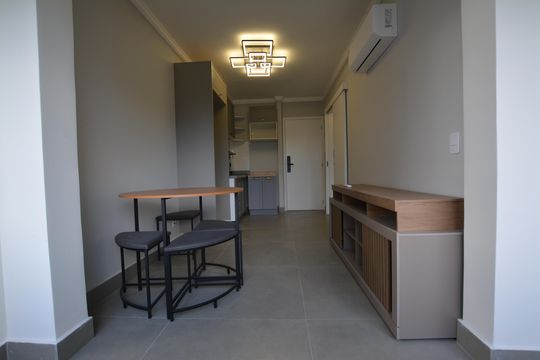 Sala/Cozinha de kitnet/studio para alugar com 1 quarto, 32m² em Butantã, São Paulo