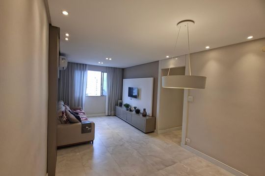 Apartamento para alugar com 3 quartos, 90m² em Embaré, Santos