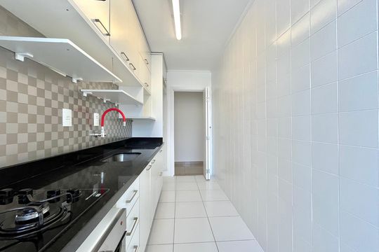 Cozinha de apartamento para alugar com 2 quartos, 60m² em Vila Mascote, São Paulo