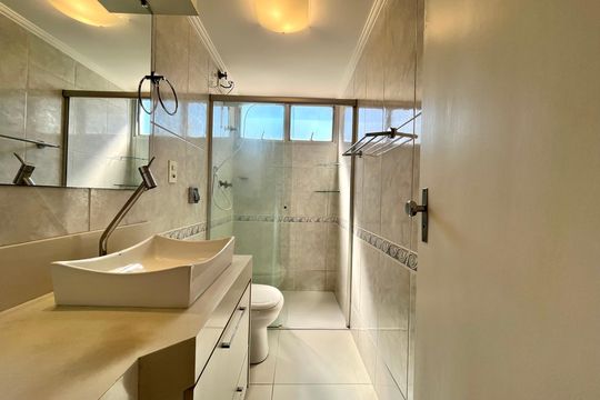 Banheiro de apartamento para alugar com 2 quartos, 60m² em Vila Mascote, São Paulo