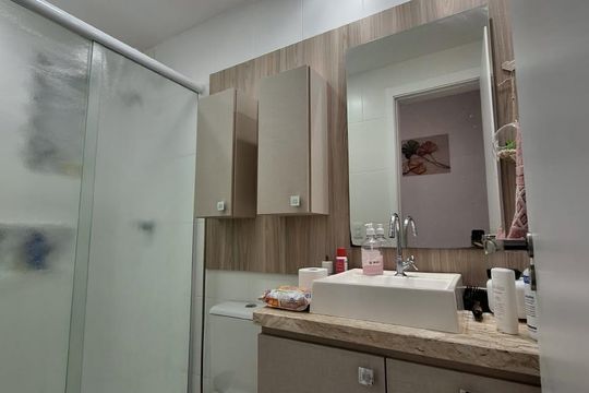 Banheiro de apartamento para alugar com 2 quartos, 54m² em Santo Antônio, São José dos Pinhais