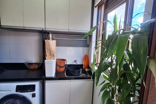 Área de serviço de apartamento para alugar com 2 quartos, 54m² em Santo Antônio, São José dos Pinhais