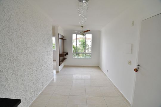 Apartamento à venda com 2 quartos, 47m² em Vila Sao Francisco, Hortolândia