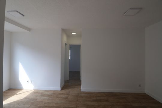 Sala de apartamento para alugar com 2 quartos, 48m² em Estância Velha, Canoas