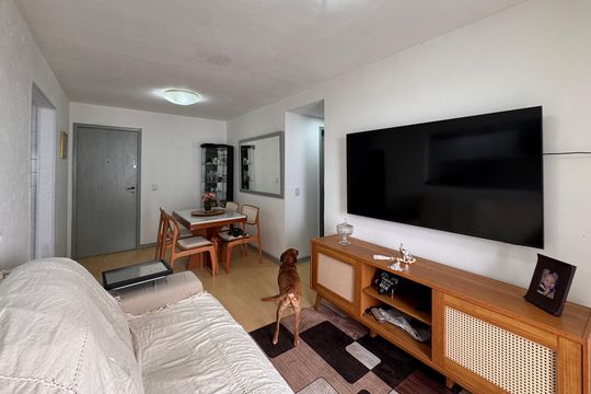 Sala de apartamento para alugar com 2 quartos, 85m² em Barra da Tijuca, Rio de Janeiro