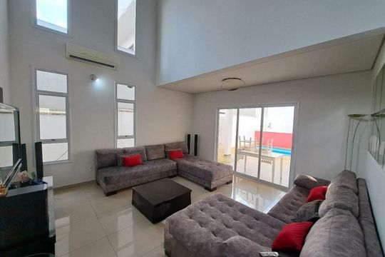 Casa de Condomínio à venda com 3 quartos, 226m² em BETEL, Paulínia