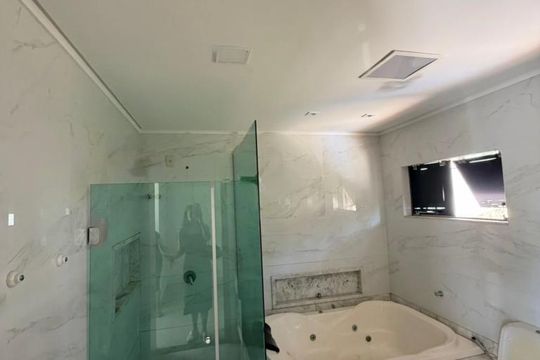 Casa à venda com 4 quartos, 361m² em Residencial Parque Mendanha, Goiânia