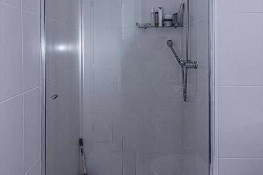 banheiro na suíte_2 de apartamento à venda com 2 quartos, 57m² em Vila da Saúde, São Paulo