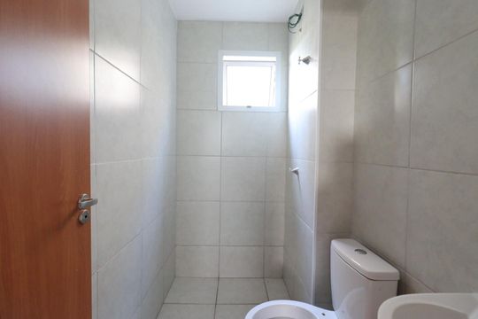 Banheiro de apartamento para alugar com 2 quartos, 48m² em Jardim Jose Sampaio Junior, Ribeirão Preto
