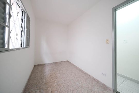 Quarto 2 de casa para alugar com 2 quartos, 65m² em Parque Cisper, São Paulo
