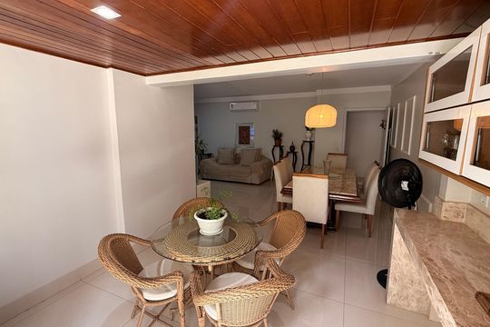 Sala de apartamento à venda com 4 quartos, 160m² em Nova Suiça, Goiânia