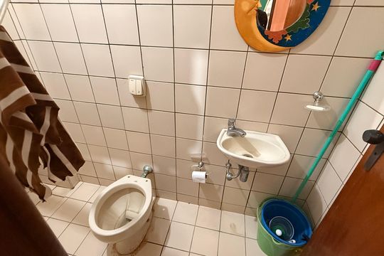 Banheiro de serviço de apartamento à venda com 4 quartos, 160m² em Nova Suiça, Goiânia