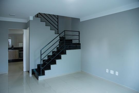 Casa de Condomínio à venda com 3 quartos, 128m² em Vila Taquari, São Paulo