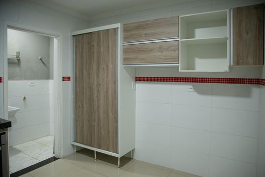 Cozinha de casa de condomínio à venda com 3 quartos, 128m² em Vila Taquari, São Paulo