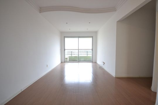 Apartamento à venda com 2 quartos, 67m² em Jardim Ivana, São Paulo