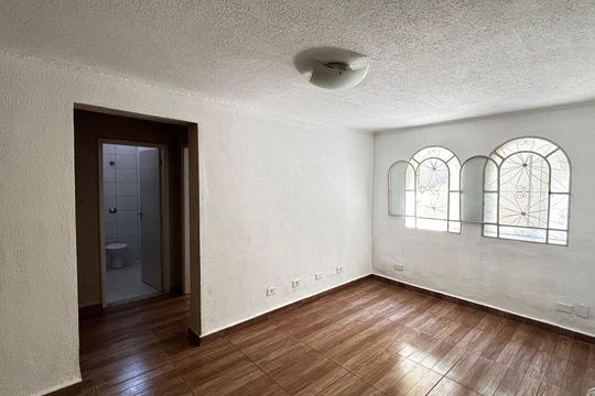 Casa para alugar com 2 quartos, 70m² em Vila Alto de Santo Andre, Santo André