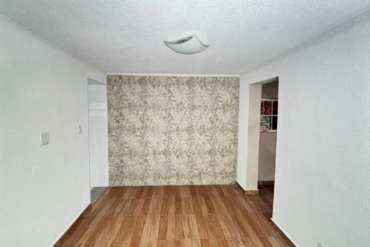 Sala de casa para alugar com 2 quartos, 70m² em Vila Alto de Santo Andre, Santo André