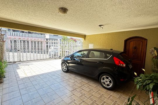Garagem de casa para alugar com 2 quartos, 70m² em Vila Alto de Santo Andre, Santo André