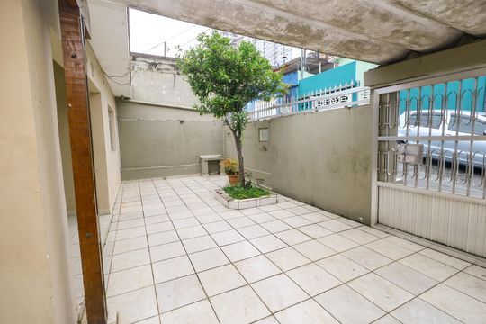 Garagem de casa à venda com 2 quartos, 134m² em Vila Alzira, Santo André