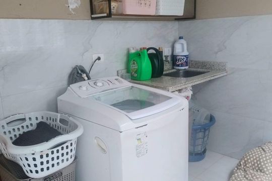 Área de serviço de apartamento à venda com 4 quartos, 437m² em São Fernando Residencia, Barueri