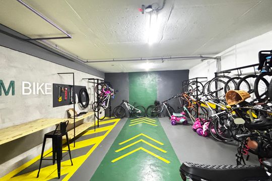 Oficina de apartamento à venda com 2 quartos, 63m² em Vila Gilda, Santo André