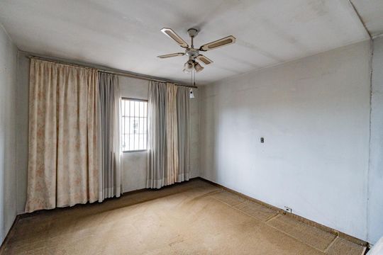 Quarto 1 de casa à venda com 2 quartos, 135m² em Parque Fongaro, São Paulo