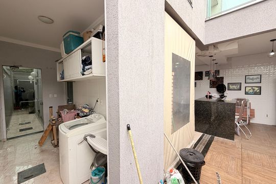Área de Serviço de casa à venda com 3 quartos, 202m² em Jardim Marambaia Ii, Jundiaí