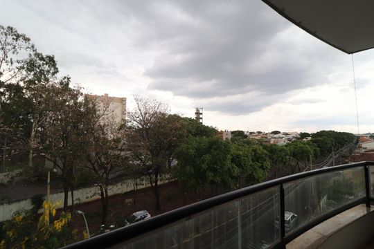 Vista de apartamento para alugar com 3 quartos, 115m² em Vigilato Pereira, Uberlândia