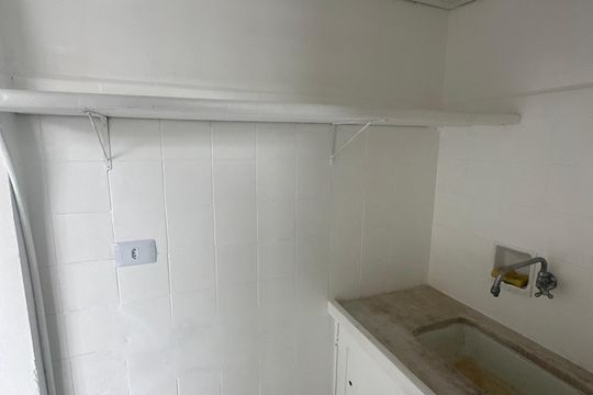 Cozinha de apartamento para alugar com 1 quarto, 30m² em Itararé, São Vicente