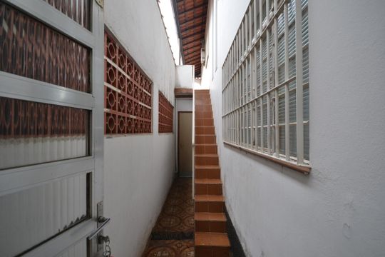 Quintal de casa à venda com 4 quartos, 156m² em Jardim Trussardi, São Paulo