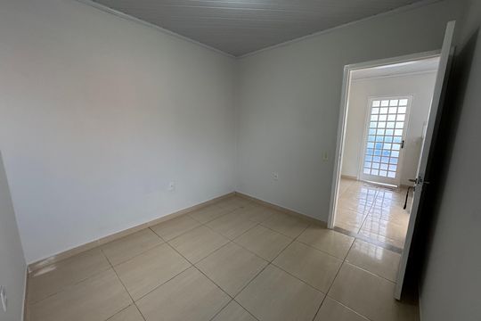 Casa para alugar com 2 quartos, 55m² em Qr 629, Brasília