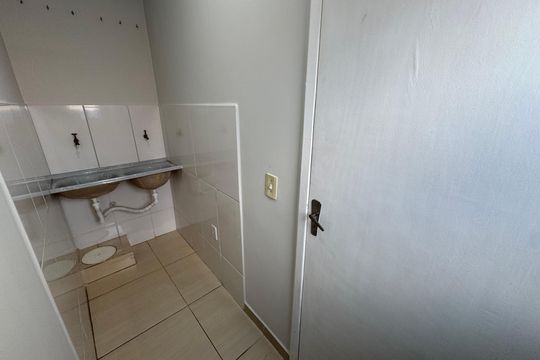 Casa para alugar com 2 quartos, 55m² em Qr 629, Brasília