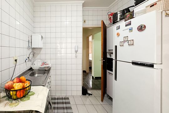 Cozinha de apartamento à venda com 2 quartos, 52m² em Parque Selecta , São Bernardo do Campo