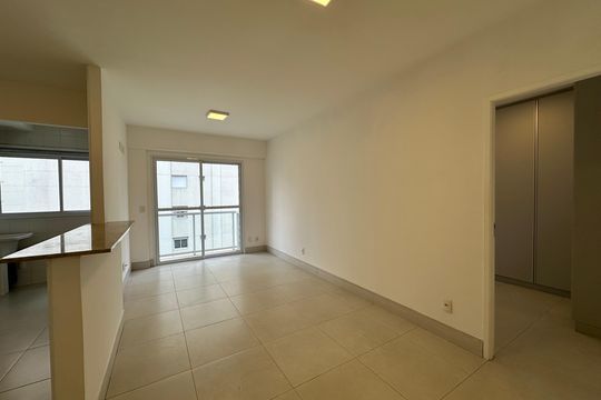 Apartamento para alugar com 1 quarto, 54m² em Alphaville Industrial, Barueri
