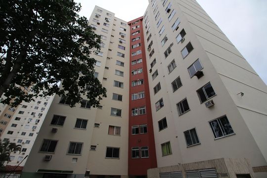 Fachada de apartamento à venda com 2 quartos, 48m² em Jacarepaguá, Rio de Janeiro