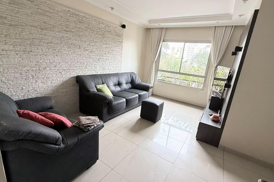 Sala de apartamento à venda com 3 quartos, 47m² em Jardim Ester, São Paulo