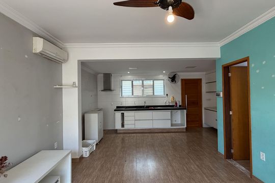 Casa para alugar com 2 quartos, 120m² em Embaré, Santos