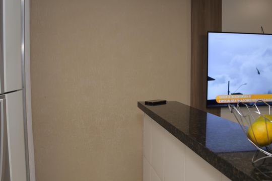 Cozinha  de apartamento à venda com 2 quartos, 54m² em Vila Raquel, São Paulo