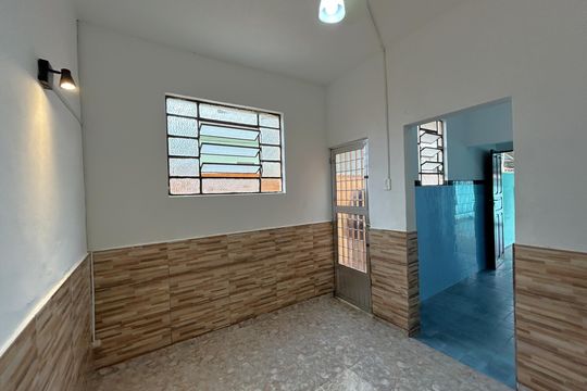 Casa para alugar com 1 quarto, 50m² em Bento Ribeiro, Rio de Janeiro