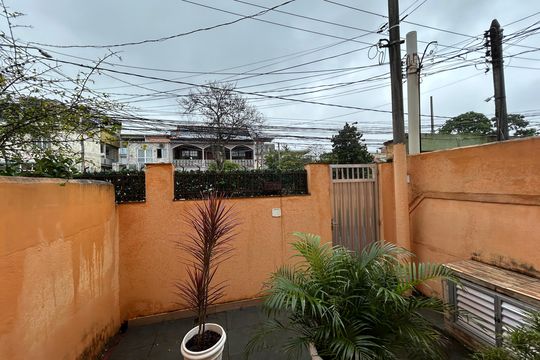 Área comum de casa para alugar com 1 quarto, 50m² em Bento Ribeiro, Rio de Janeiro