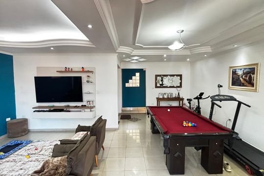 Sala de casa para alugar com 4 quartos, 280m² em Jardim Ipanema, Santo André