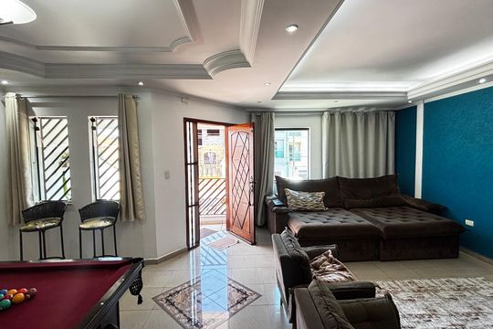 Casa para alugar com 4 quartos, 280m² em Jardim Ipanema, Santo André