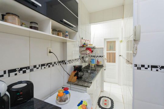 Cozinha de apartamento à venda com 3 quartos, 63m² em Rio Comprido, Rio de Janeiro